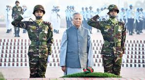 মহান বিজয় দিবসে জাতীয় স্মৃতিসৌধে প্রধান উপদেষ্টার শ্রদ্ধা